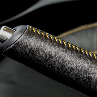 hande-cover-auto-leather